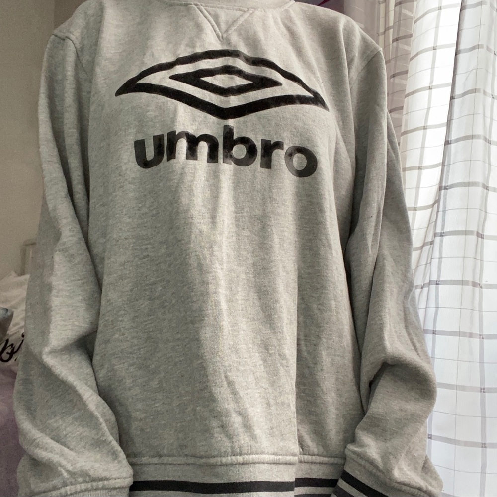 UMBRO grey sweatshirt